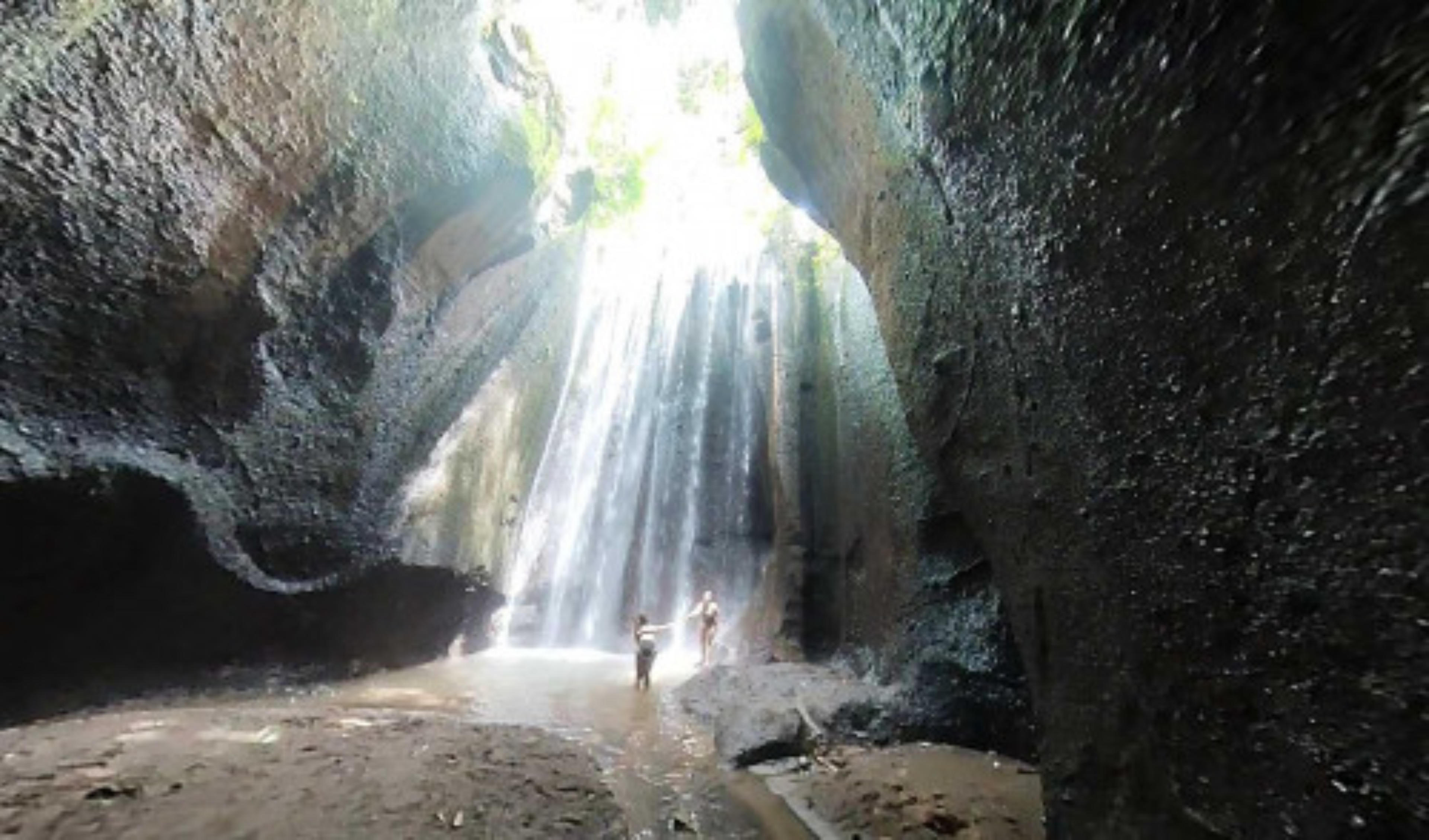 Tukad Cepung Waterfall virtual tour preview